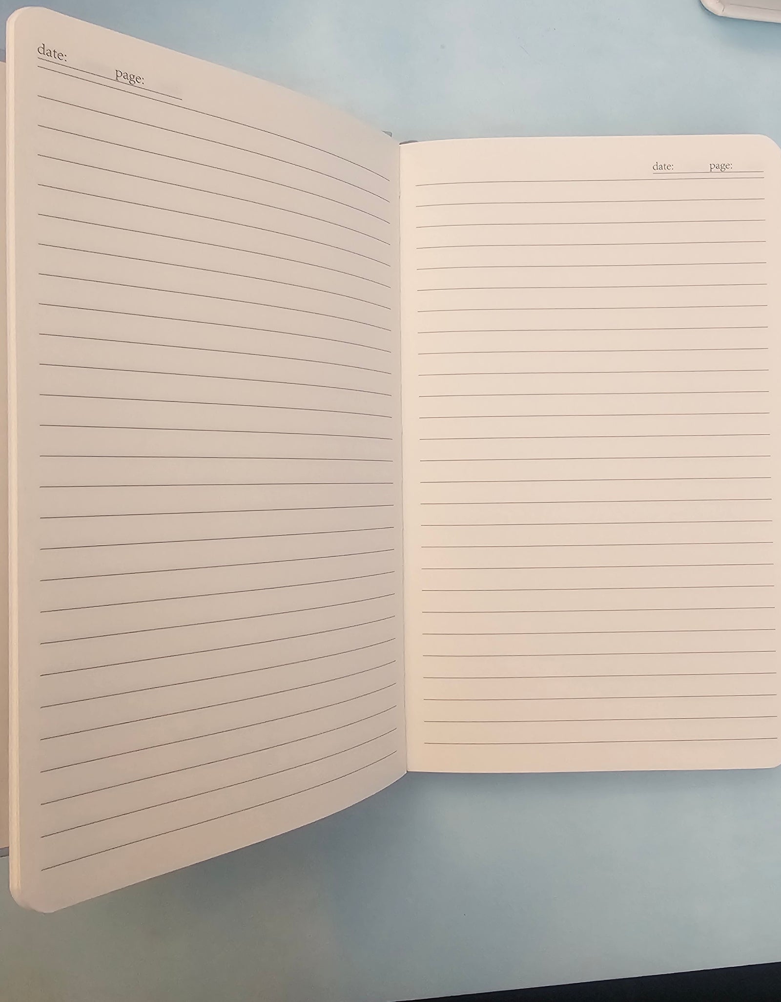 Personalized Journal Notebook with Initials Custom Journaling Notebook for Women Daughter Customized College Ruled Notebooks Lined Journals Gift for Mothers Day Mom Her Birthday Graduation Writing Leather Journal 140 Pages