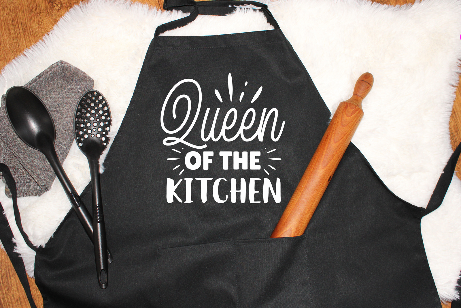 Apron-Queen of the Kitchen