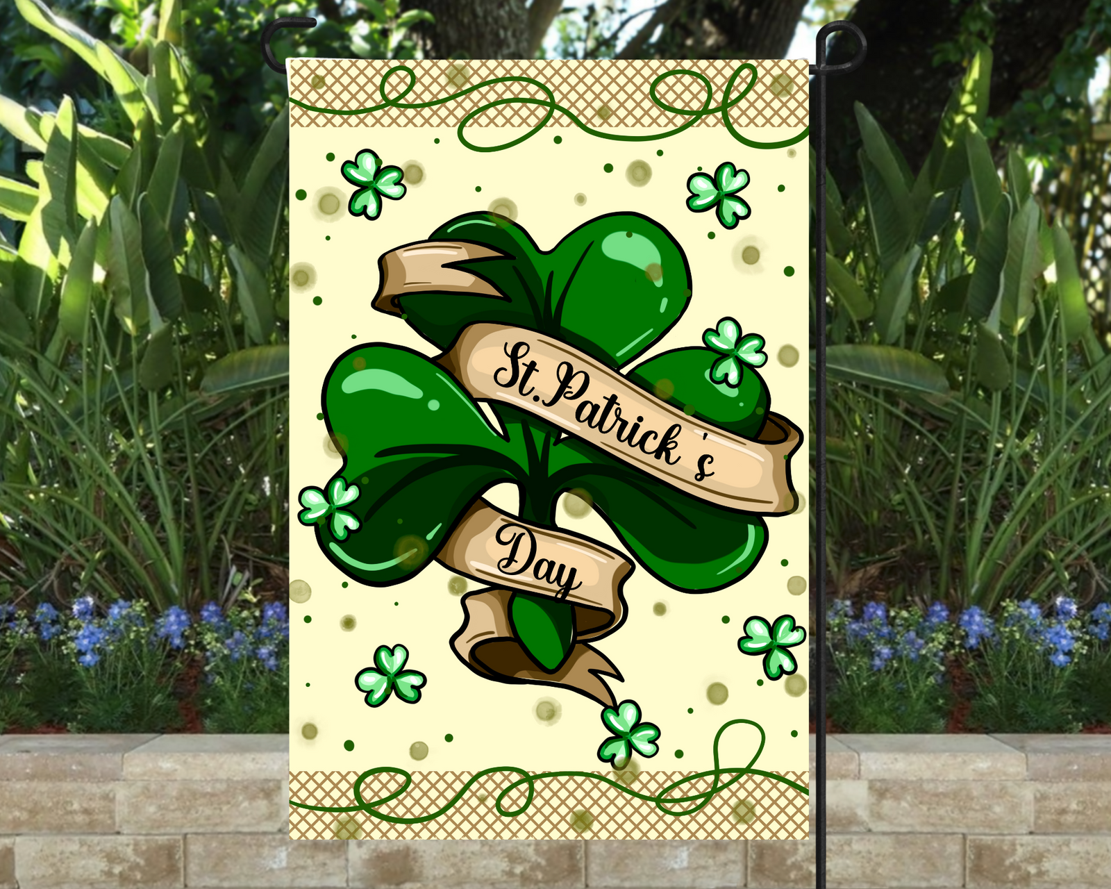 St. Patrick Garden Flag 12"x18" DOUBLE SIDED:  (FLAG STAND/POLE NOT INCLUDED).